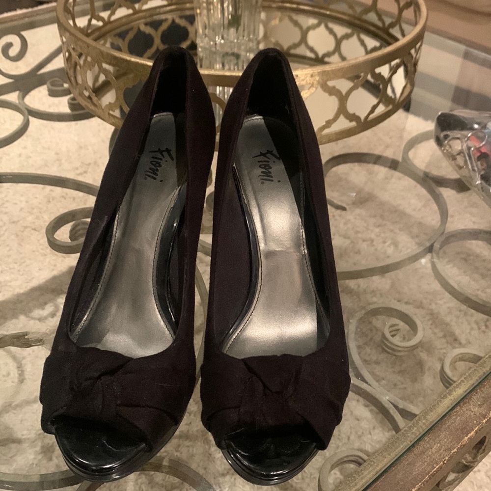 FIONI Clothing peep toe woman's shoes Black suede stiletto night Heels 8.5 W